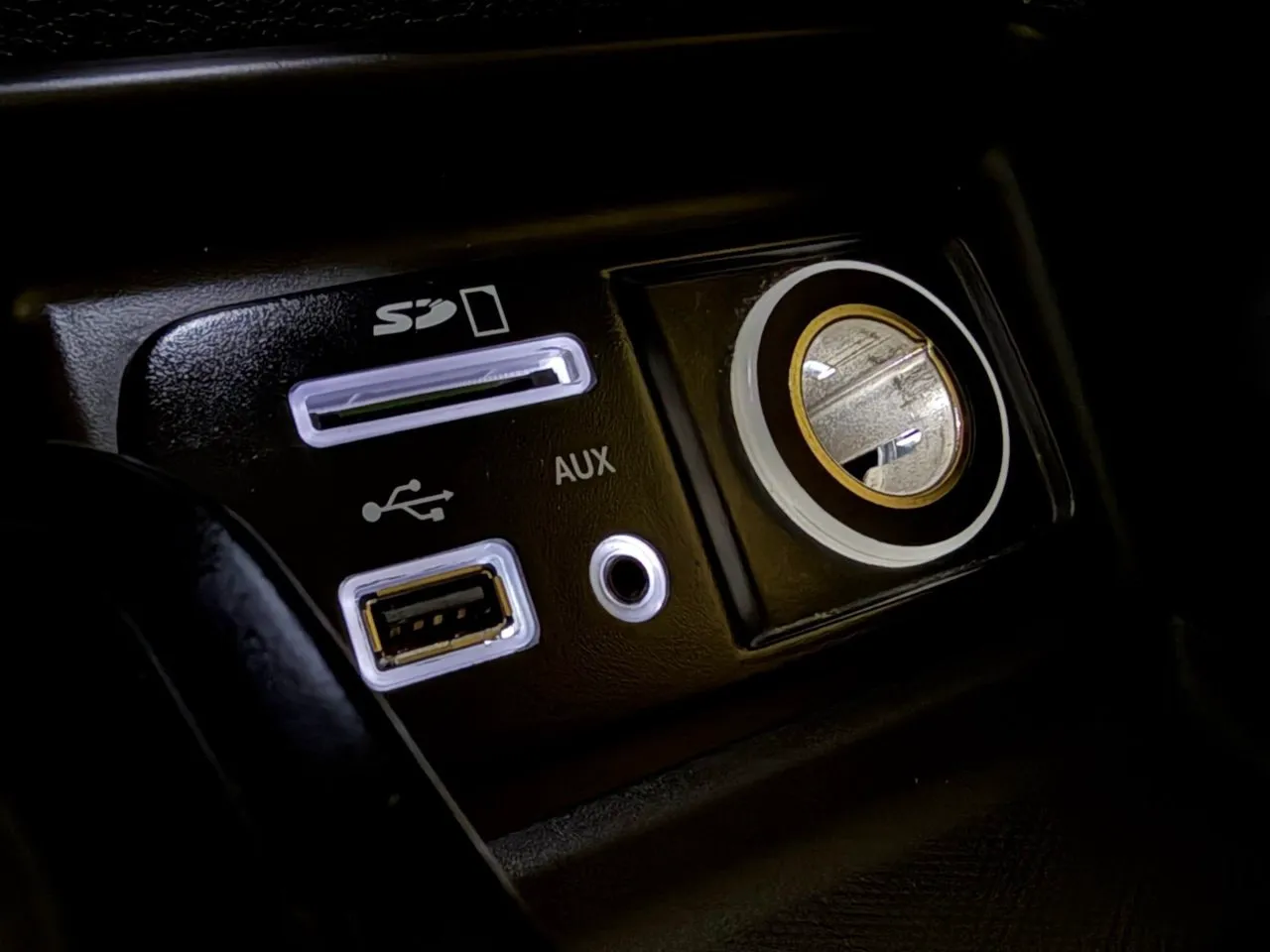 Vehicle image 20