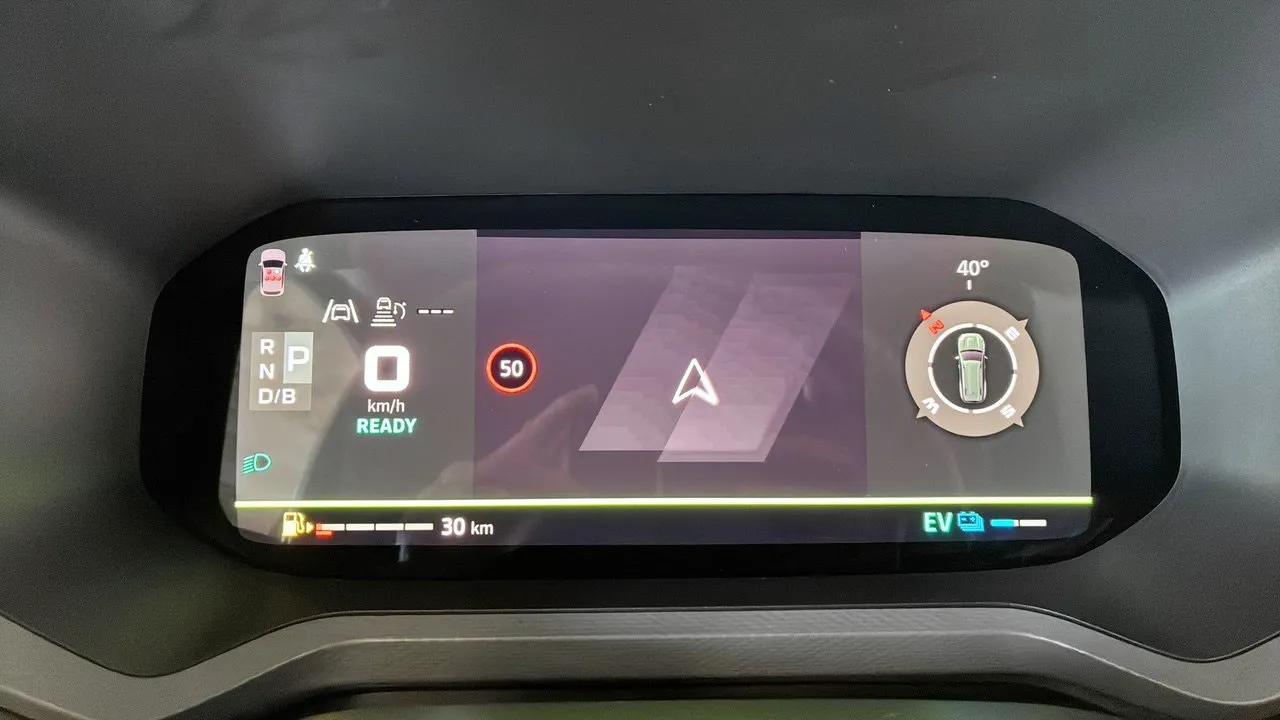Vehicle image 15
