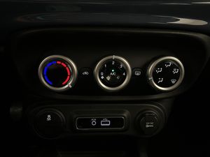 Fiat 500 L bild 17