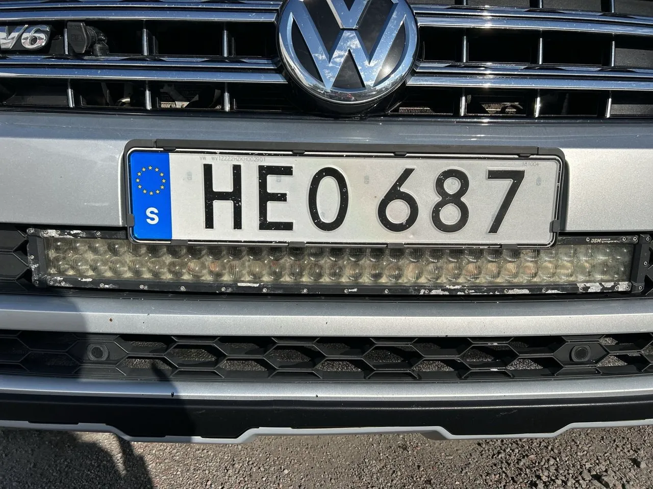 Vehicle image 18