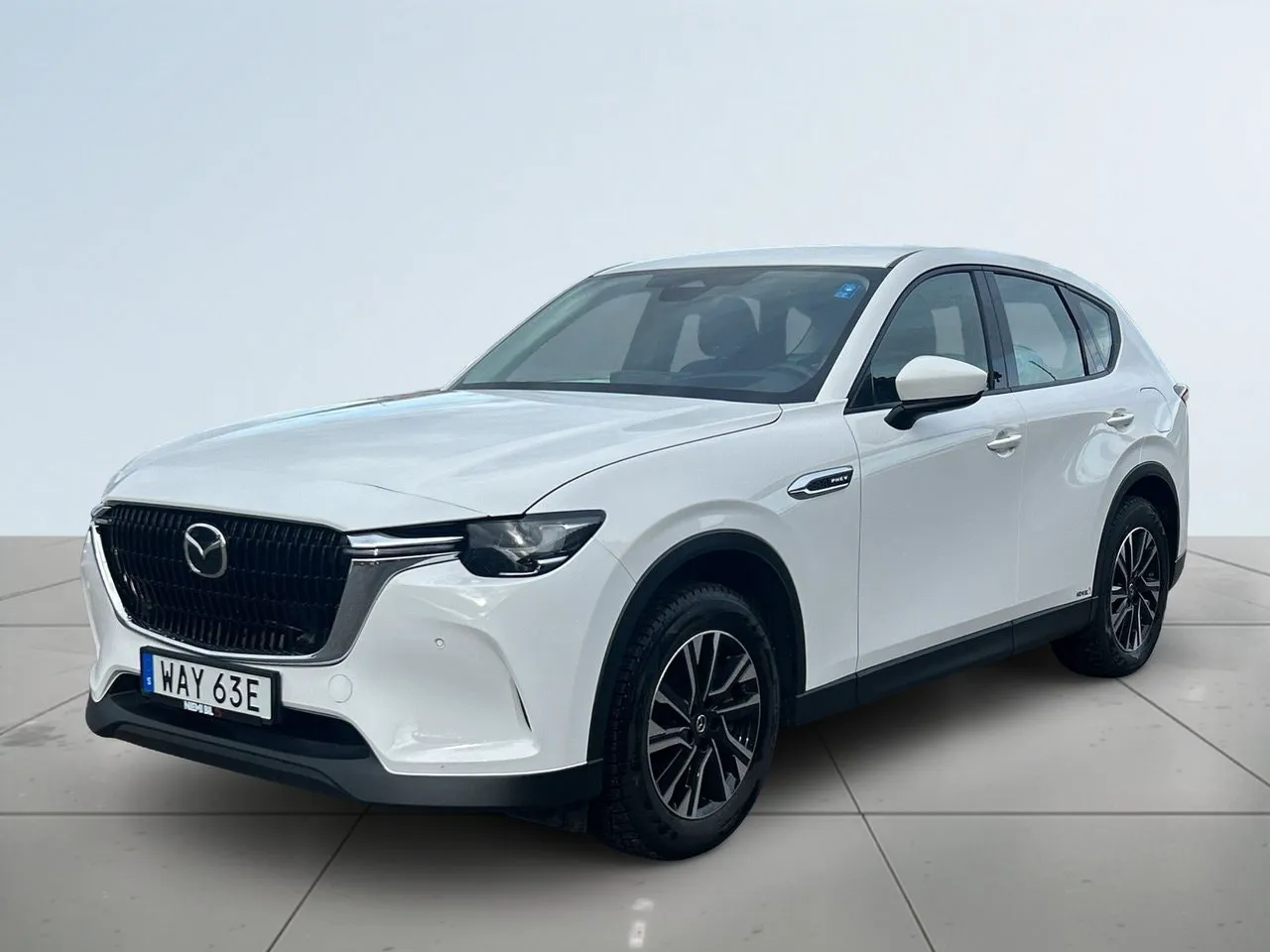 Vehicle image 15