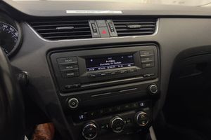 Skoda Octavia bild 8