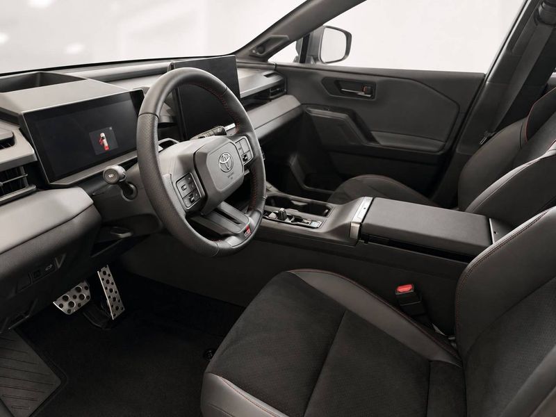 Toyota RAV4 bild 7