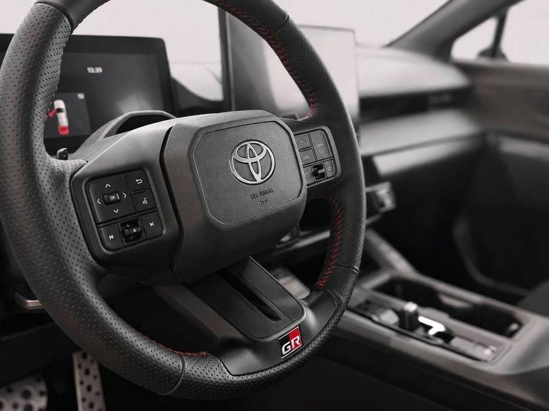 Toyota RAV4 bild 9