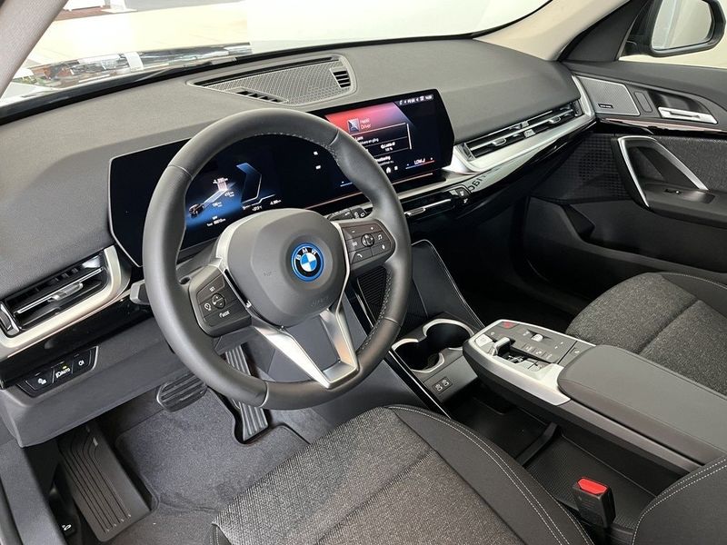 BMW iX1 bild 6