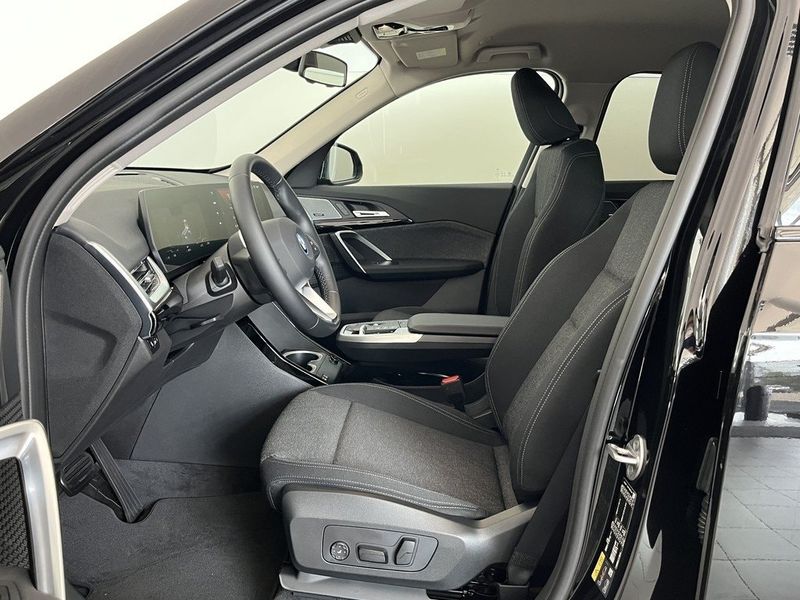 BMW iX1 bild 5