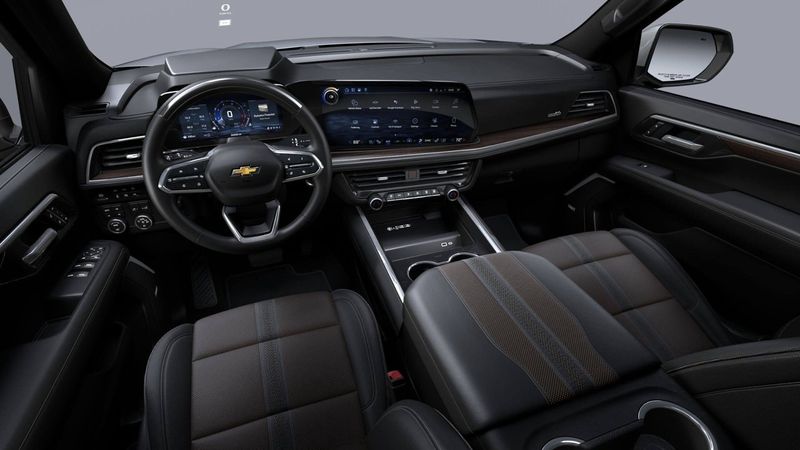 Chevrolet Suburban bild 7