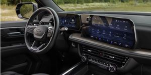 Chevrolet Suburban bild 6