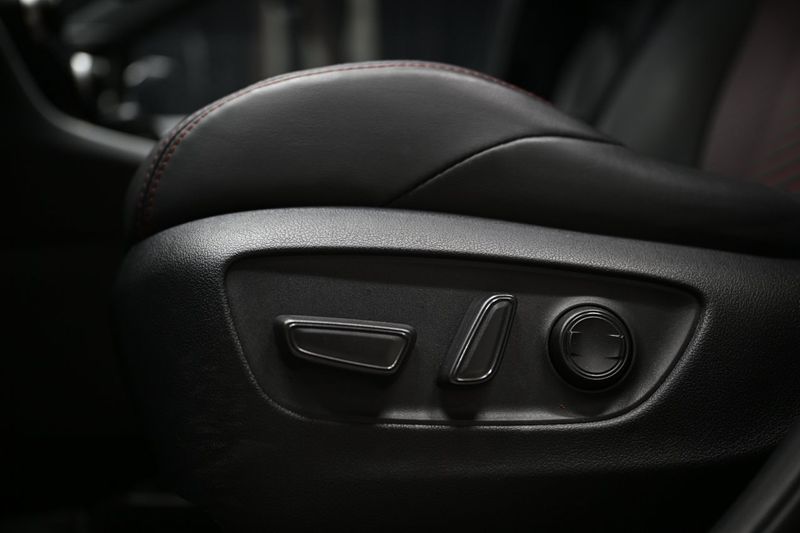 Toyota RAV4 bild 18