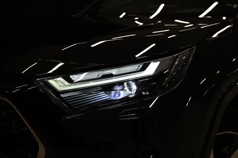 Toyota RAV4 bild 4
