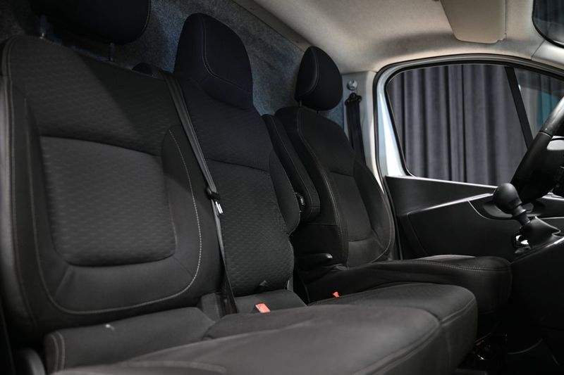 Opel Vivaro bild 26