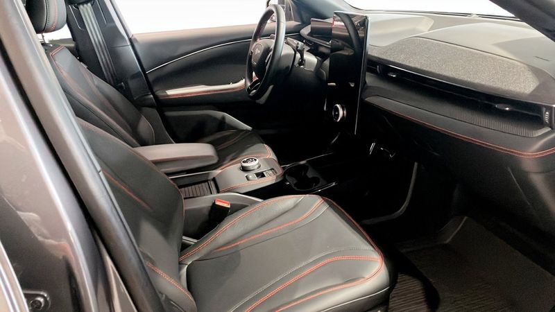 Ford Mustang Mach-E bild 3