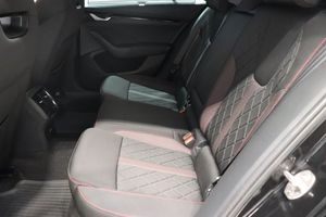 Skoda Octavia bild 8