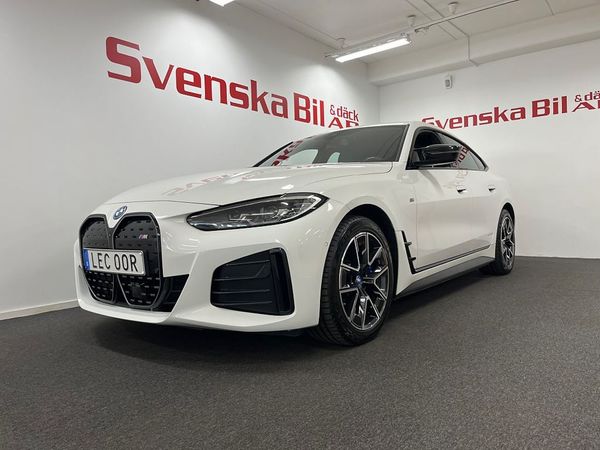 BMW i4 M50 xDrive Gran Coupé M Sport H/K Drag 2,99% Ränta - 2024