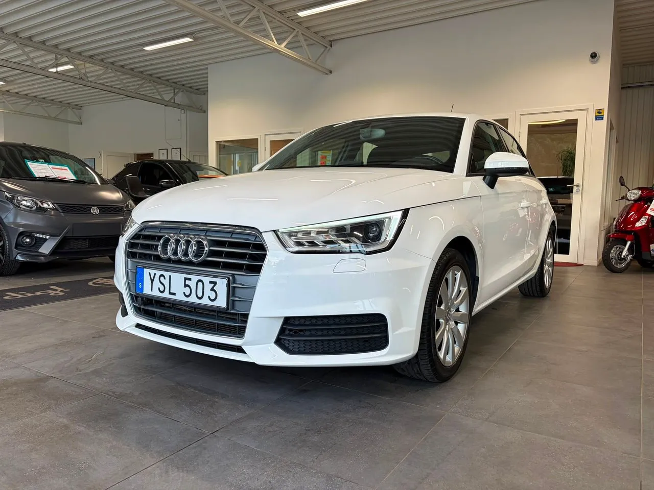 Vehicle image 1