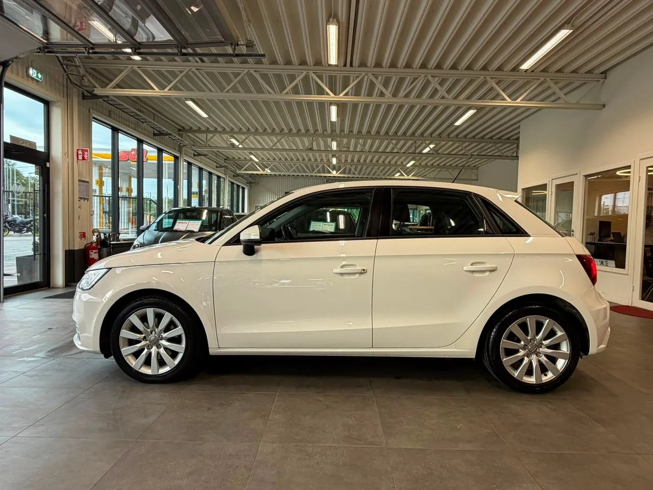 Vehicle image 2