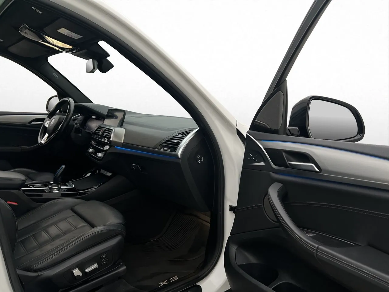 Vehicle image 22