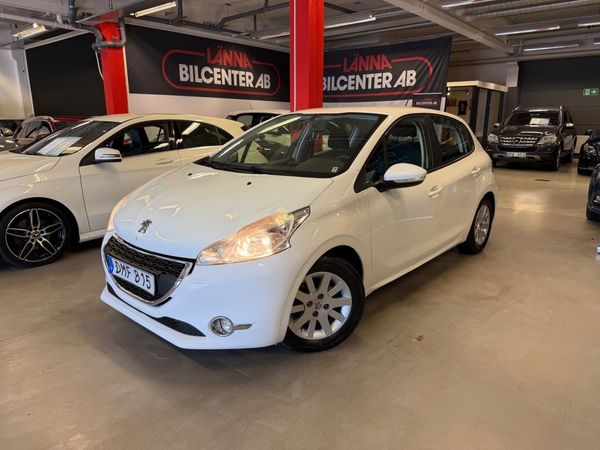 Peugeot 208 1.2 VTi EGS Automat Ny besiktad Kamrem bytt Euro 6 SoV - 2014