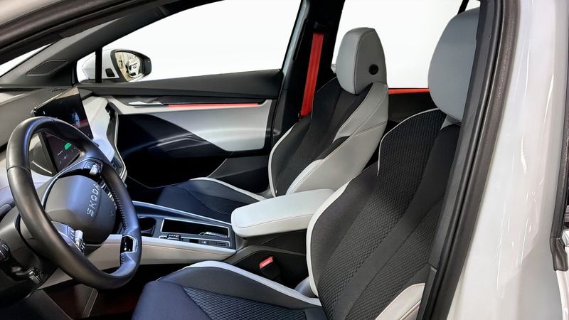 Skoda Enyaq bild 8