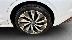Skoda Enyaq bild 6