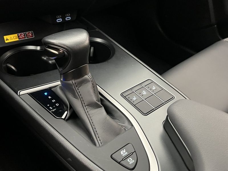 Lexus UX bild 22