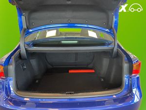 Lexus IS bild 16