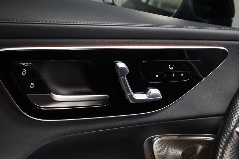 Mercedes GLC300 bild 20