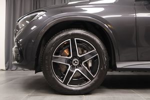Mercedes GLC300 bild 6