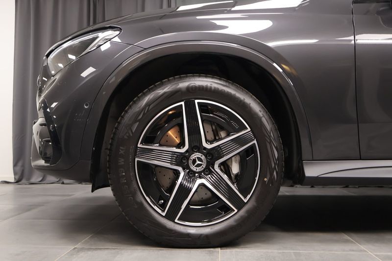 Mercedes GLC300 bild 6