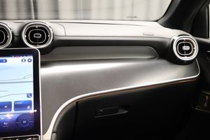 Mercedes GLC300 bild 28