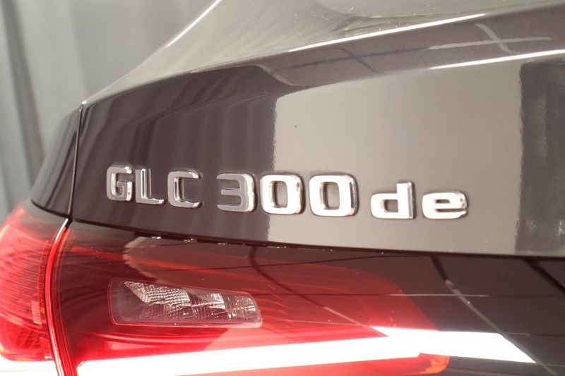 Mercedes GLC300 bild 11