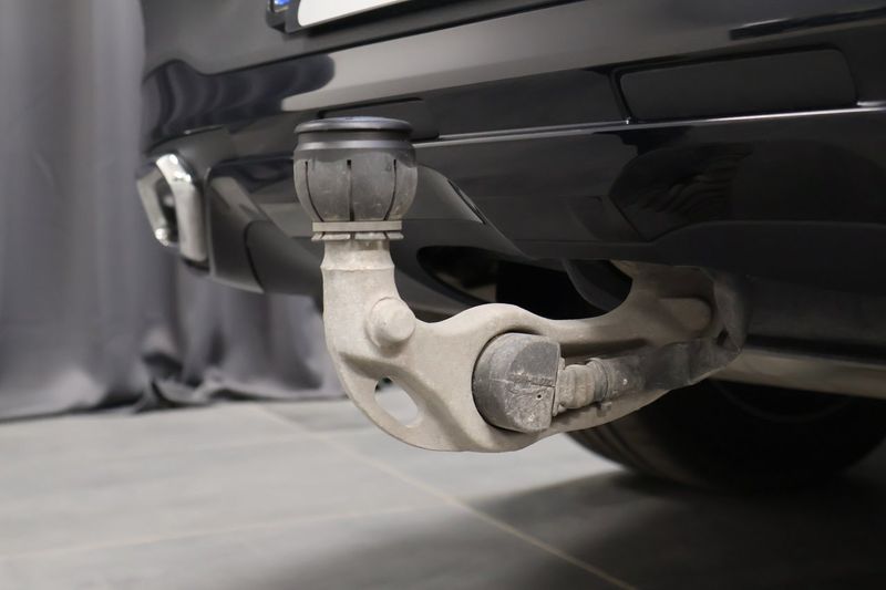 Mercedes GLC300 bild 14