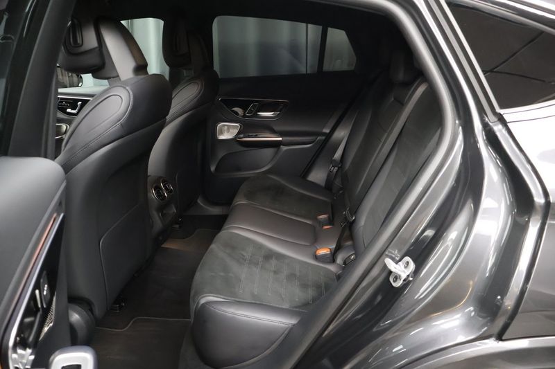 Mercedes GLC300 bild 16