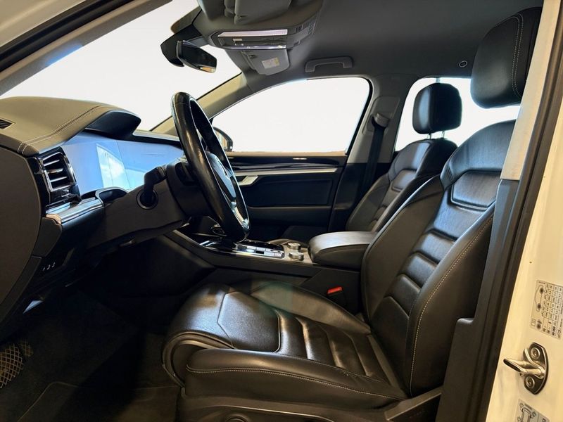 Volkswagen Touareg bild 9