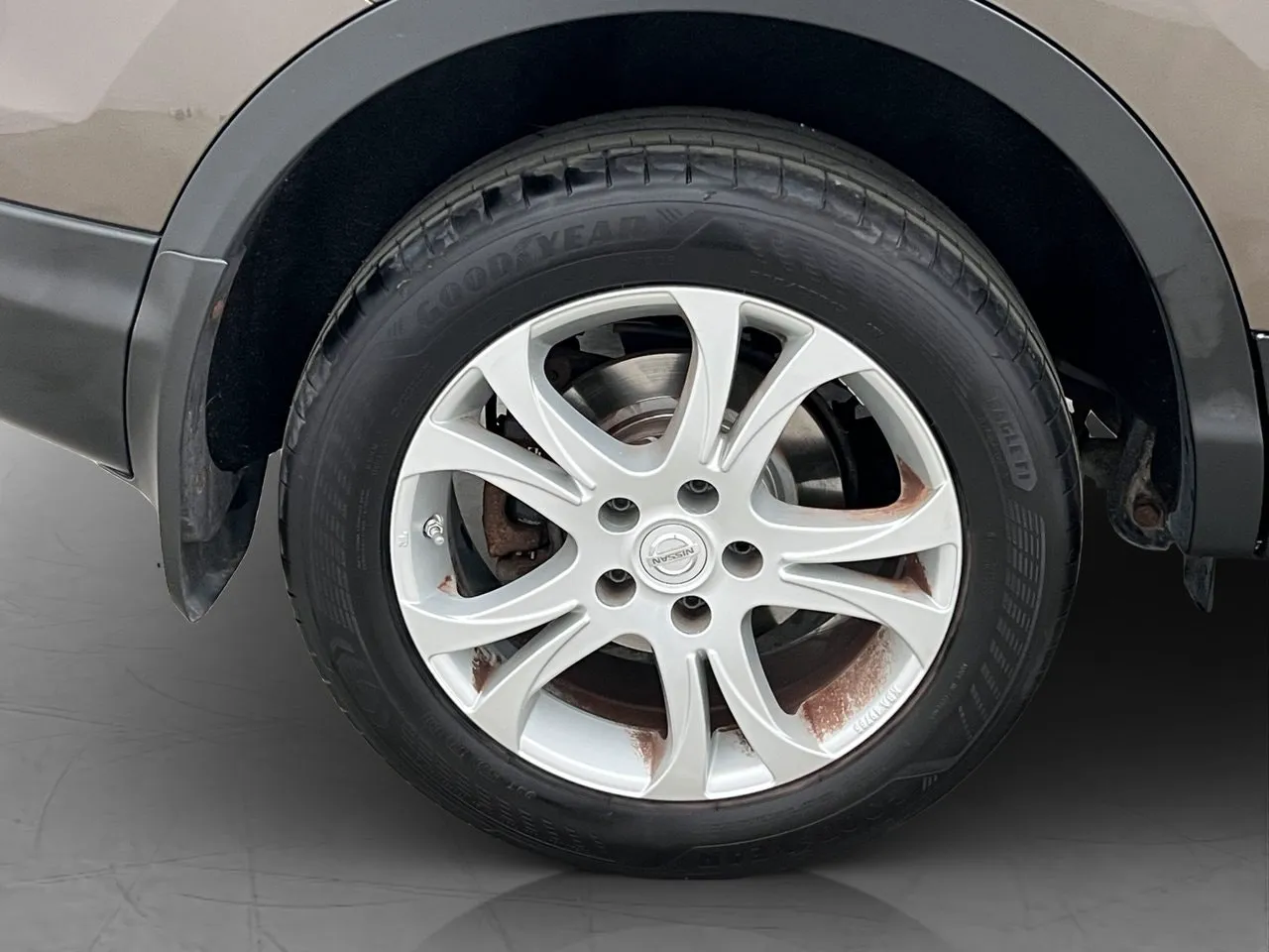 Vehicle image 22