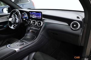 Mercedes GLC300 bild 11