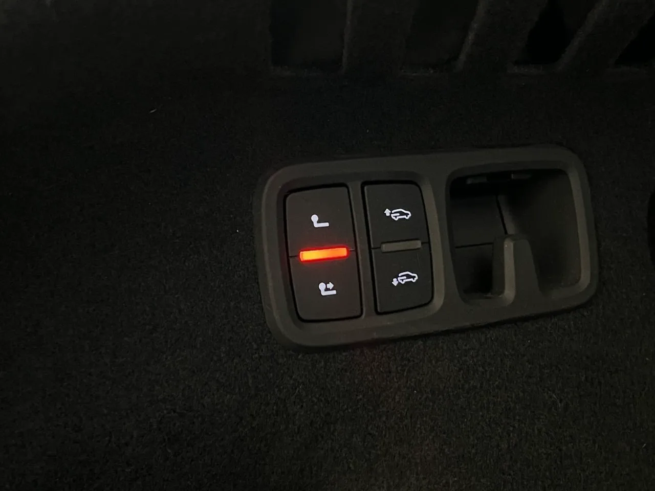 Vehicle image 29