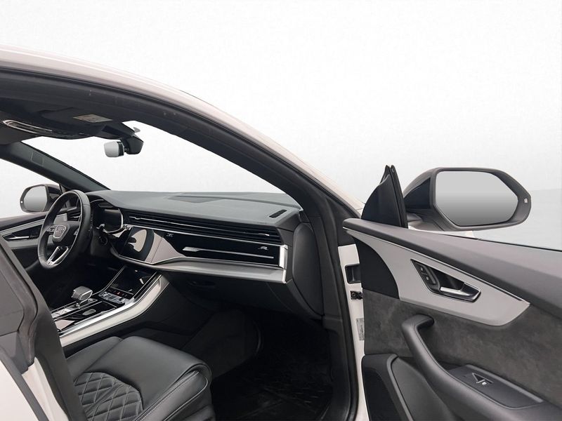 Audi Q8 bild 16