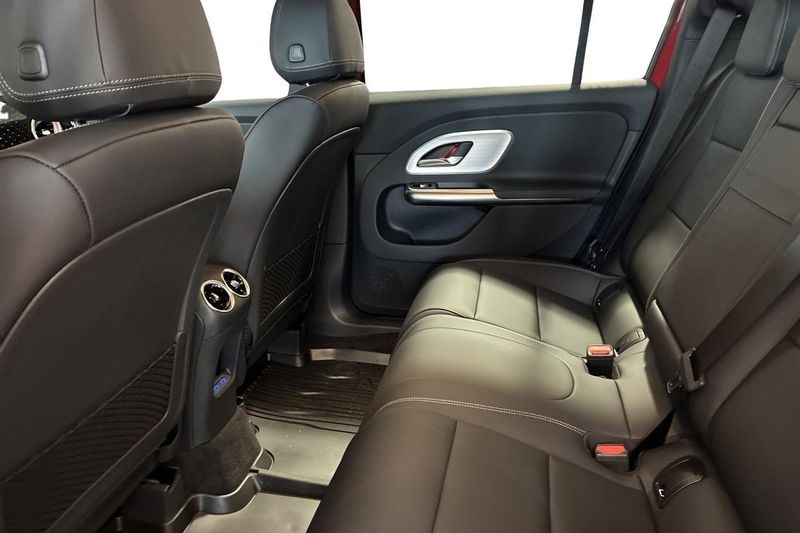 Mercedes GLB350 bild 9