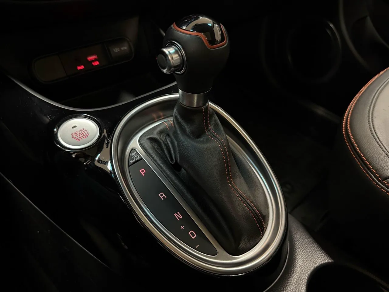 Vehicle image 20