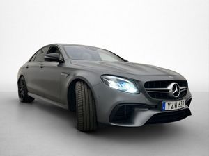 Mercedes E63 AMG bild 10