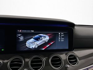Mercedes E63 AMG bild 28