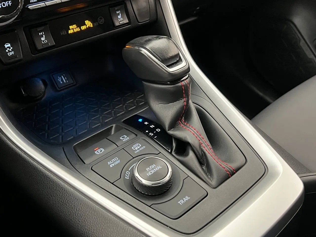 Vehicle image 21