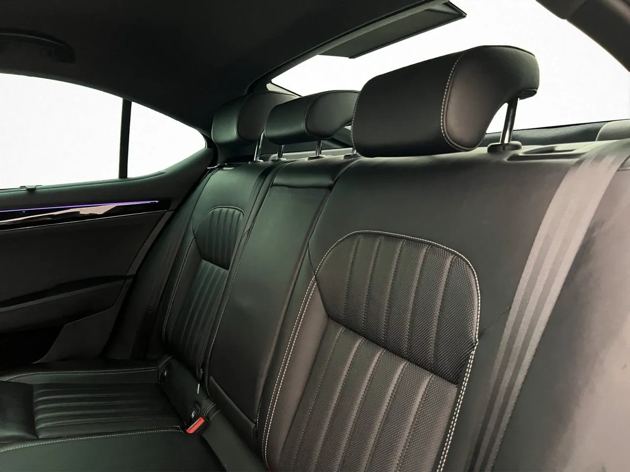Vehicle image 31
