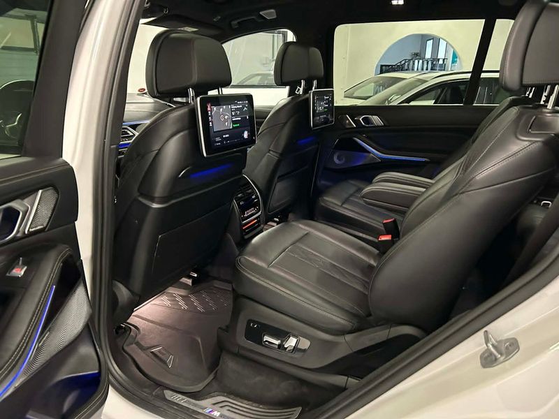 BMW X7 bild 16
