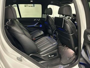 BMW X7 bild 12