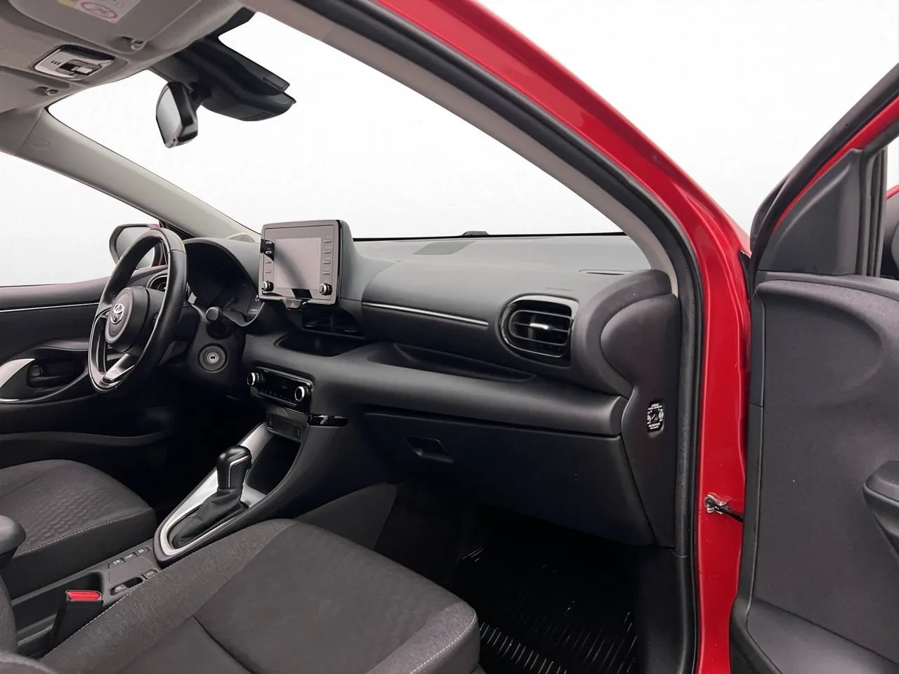 Vehicle image 11