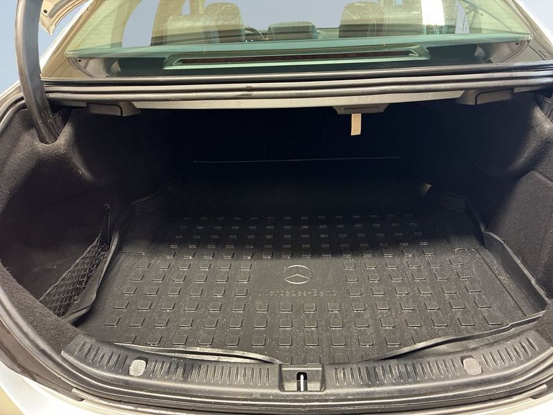 Mercedes E220 bild 12