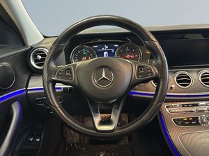 Mercedes E220 bild 9
