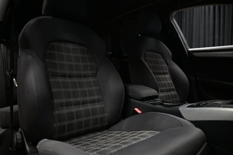 Audi A4 bild 17